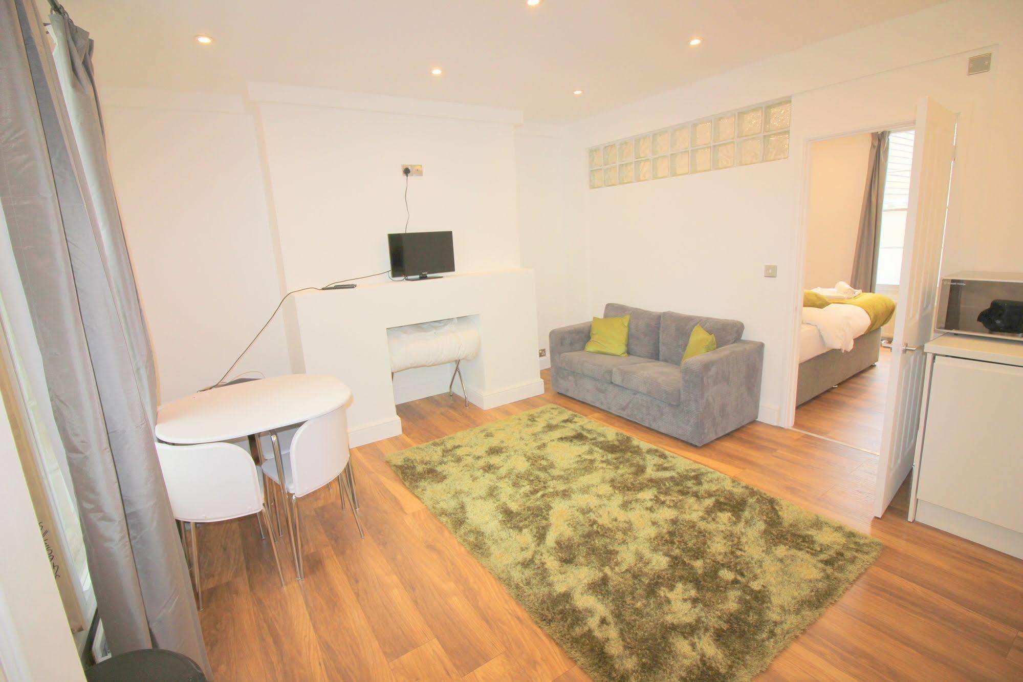 Cambridge City Apartments Екстериор снимка